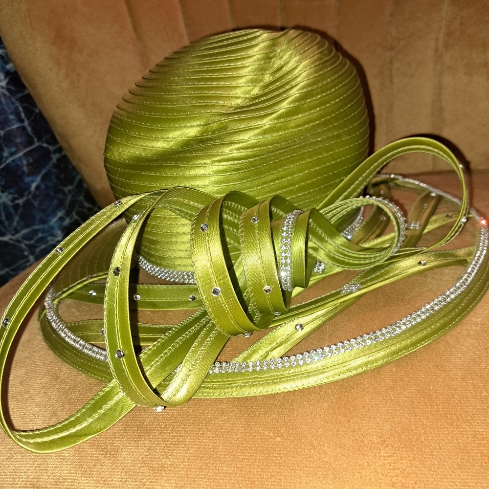 Hat - Picture 2 of 2